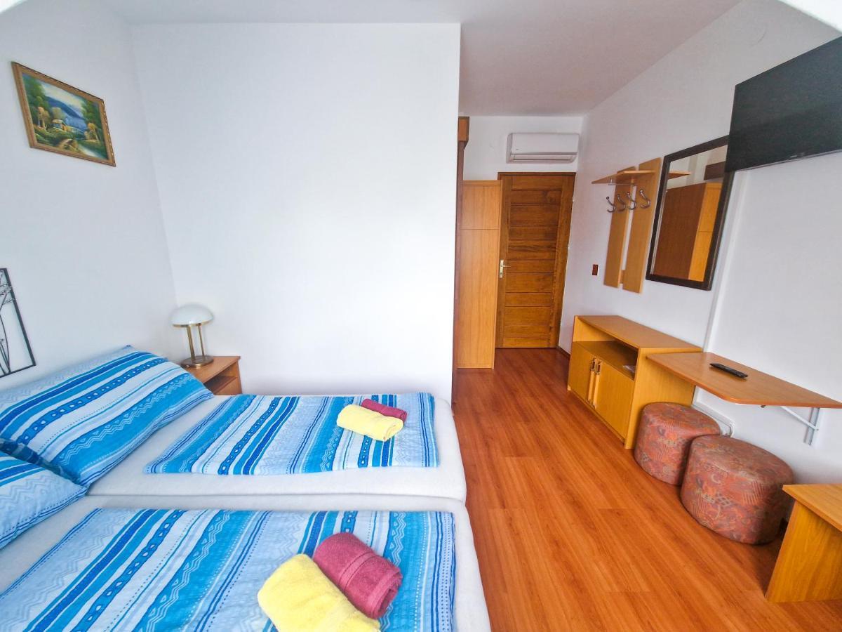 Weinberger Vendeghaz Hotel Zamárdi Екстериор снимка