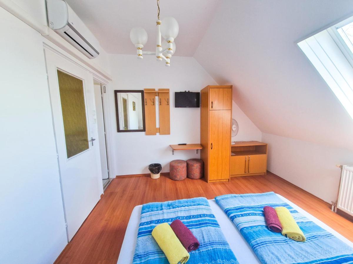Weinberger Vendeghaz Hotel Zamárdi Екстериор снимка