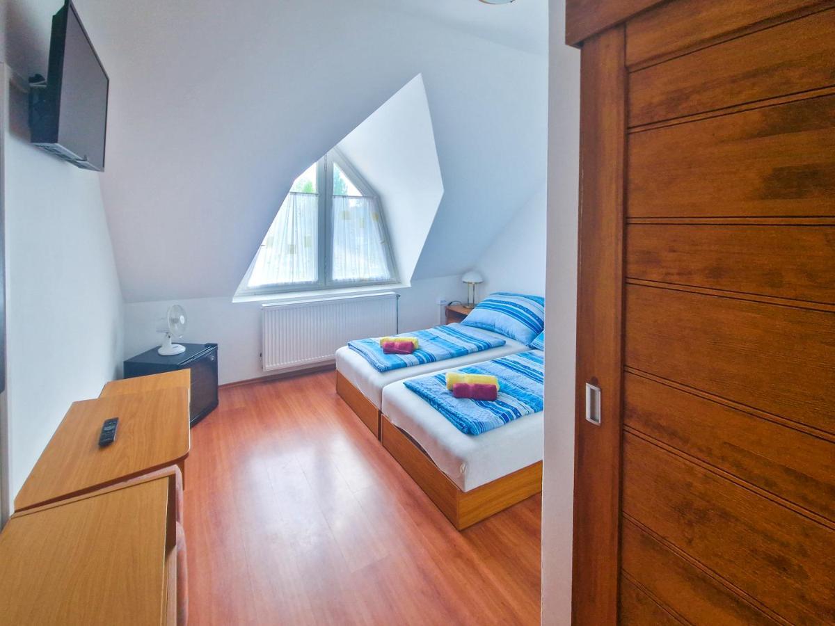 Weinberger Vendeghaz Hotel Zamárdi Екстериор снимка