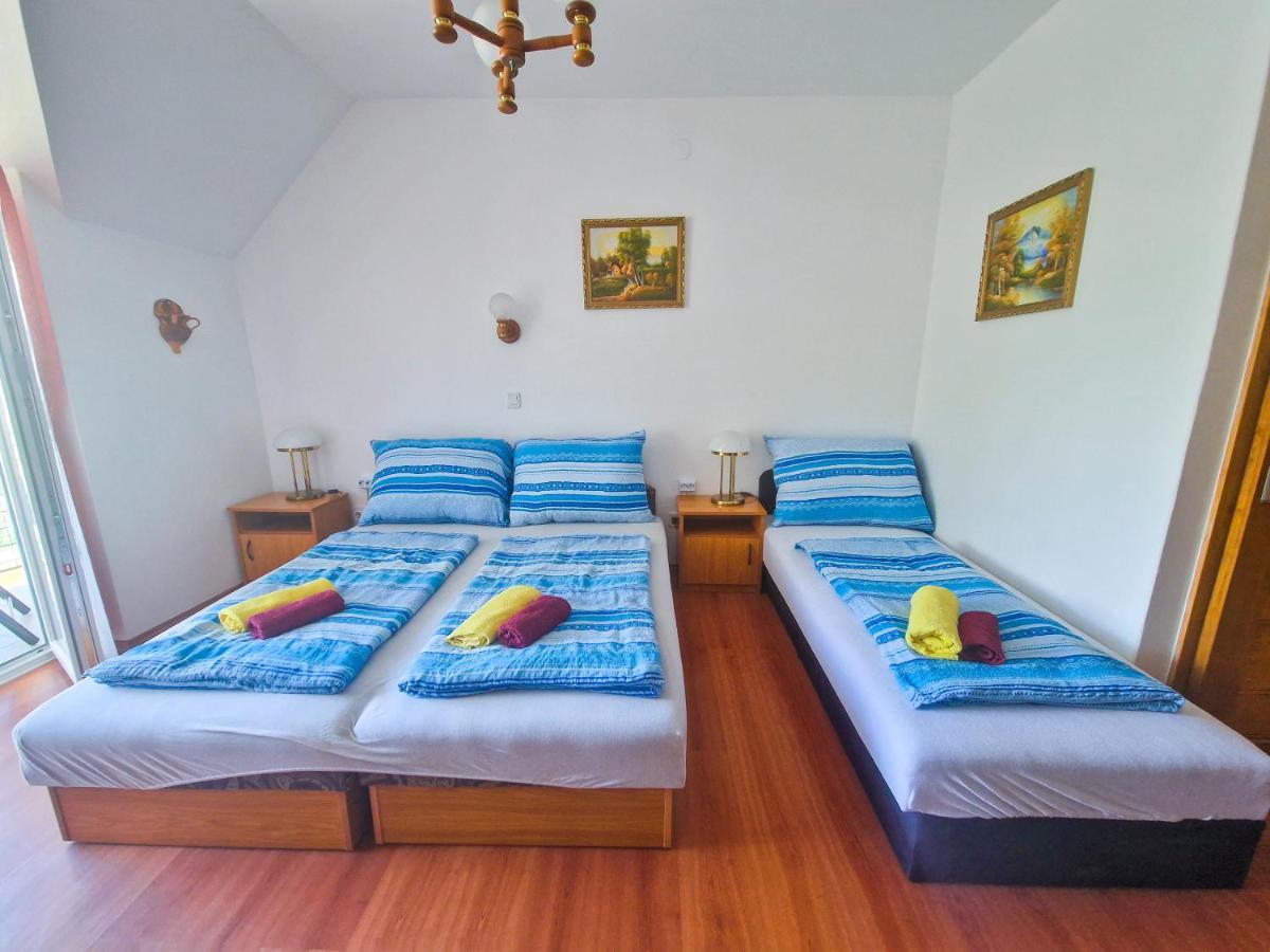 Weinberger Vendeghaz Hotel Zamárdi Екстериор снимка