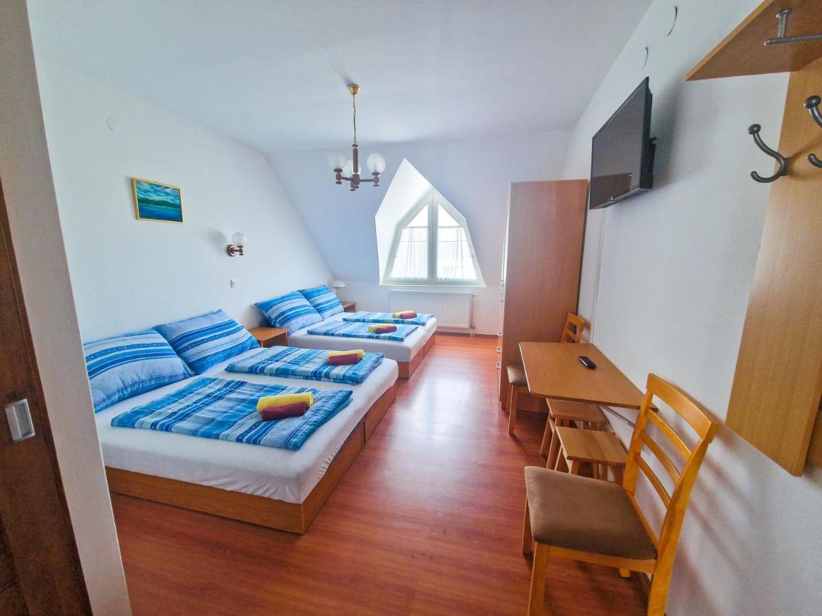 Weinberger Vendeghaz Hotel Zamárdi Екстериор снимка
