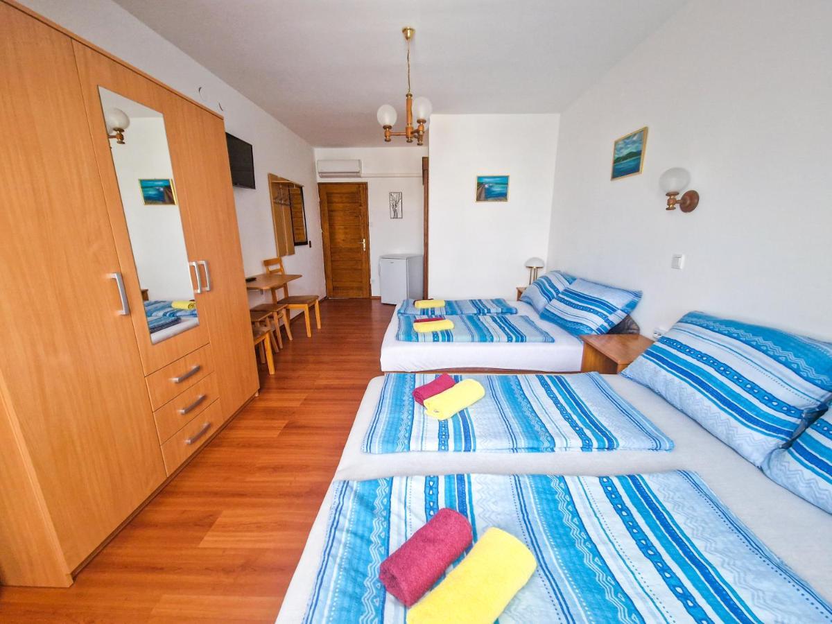 Weinberger Vendeghaz Hotel Zamárdi Екстериор снимка