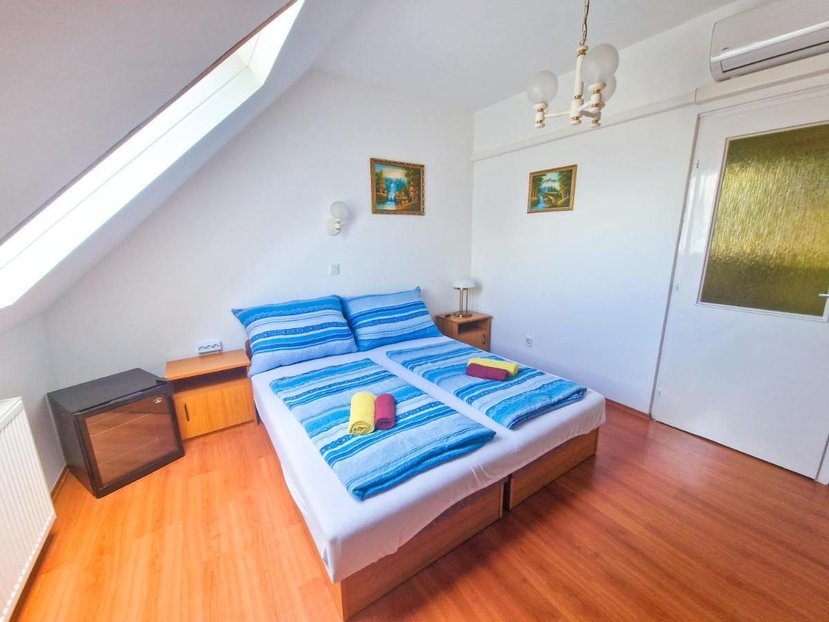 Weinberger Vendeghaz Hotel Zamárdi Екстериор снимка