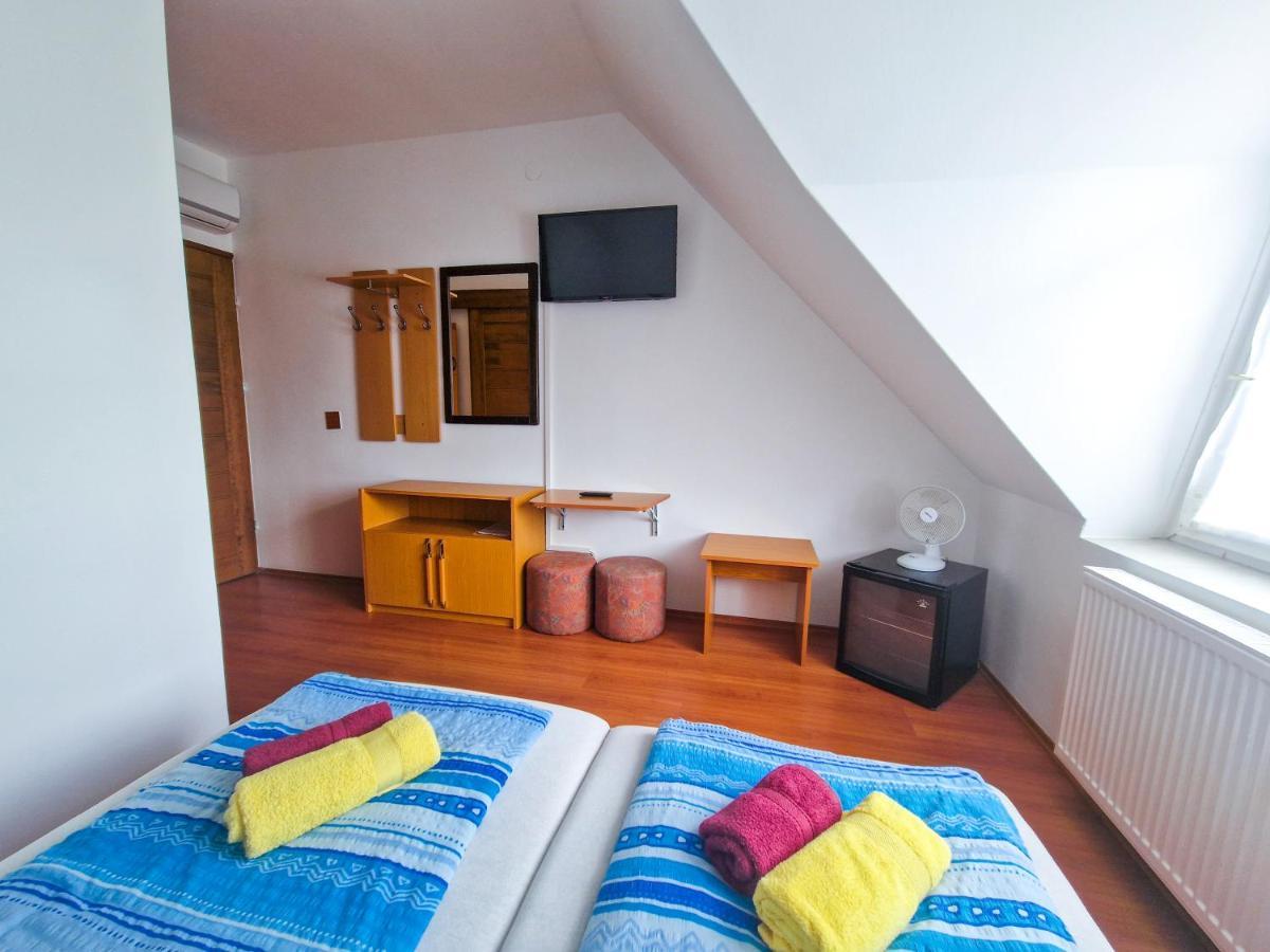 Weinberger Vendeghaz Hotel Zamárdi Екстериор снимка