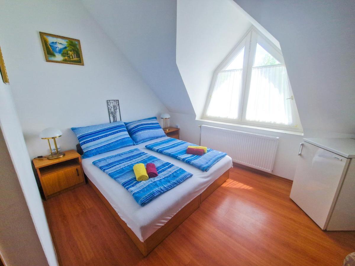 Weinberger Vendeghaz Hotel Zamárdi Екстериор снимка
