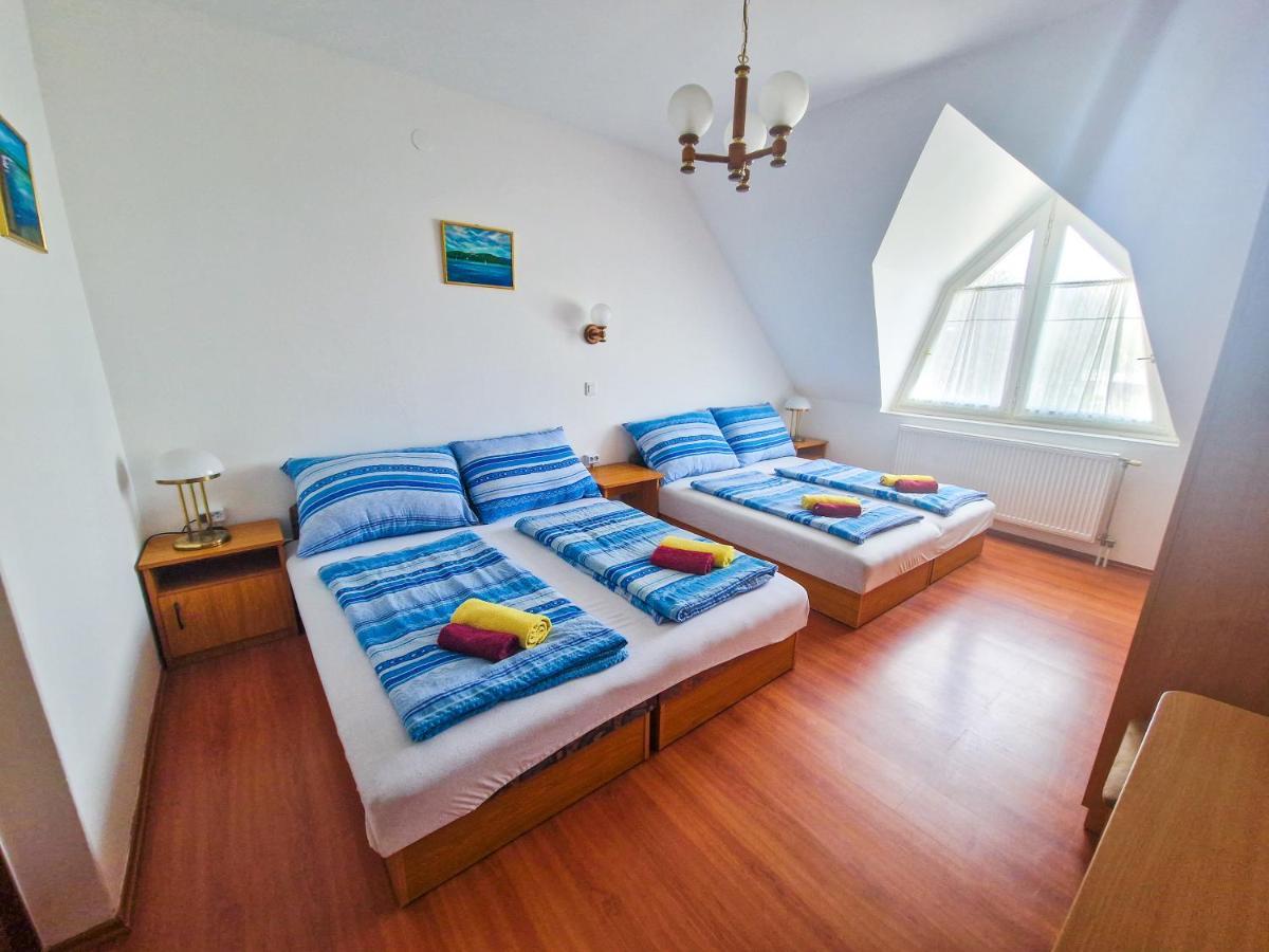 Weinberger Vendeghaz Hotel Zamárdi Екстериор снимка