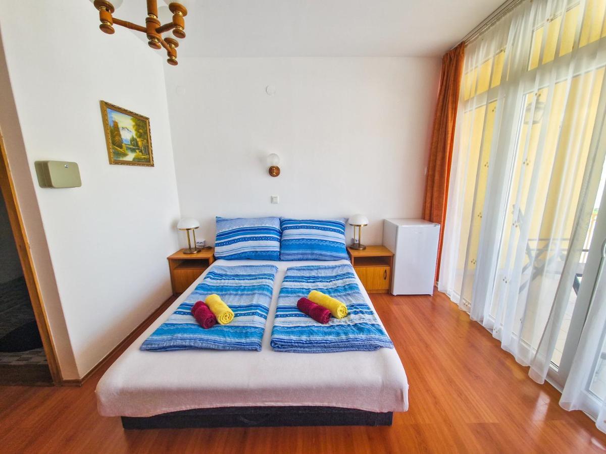Weinberger Vendeghaz Hotel Zamárdi Екстериор снимка
