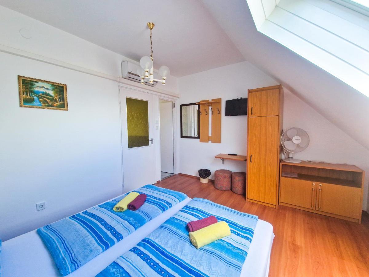 Weinberger Vendeghaz Hotel Zamárdi Екстериор снимка