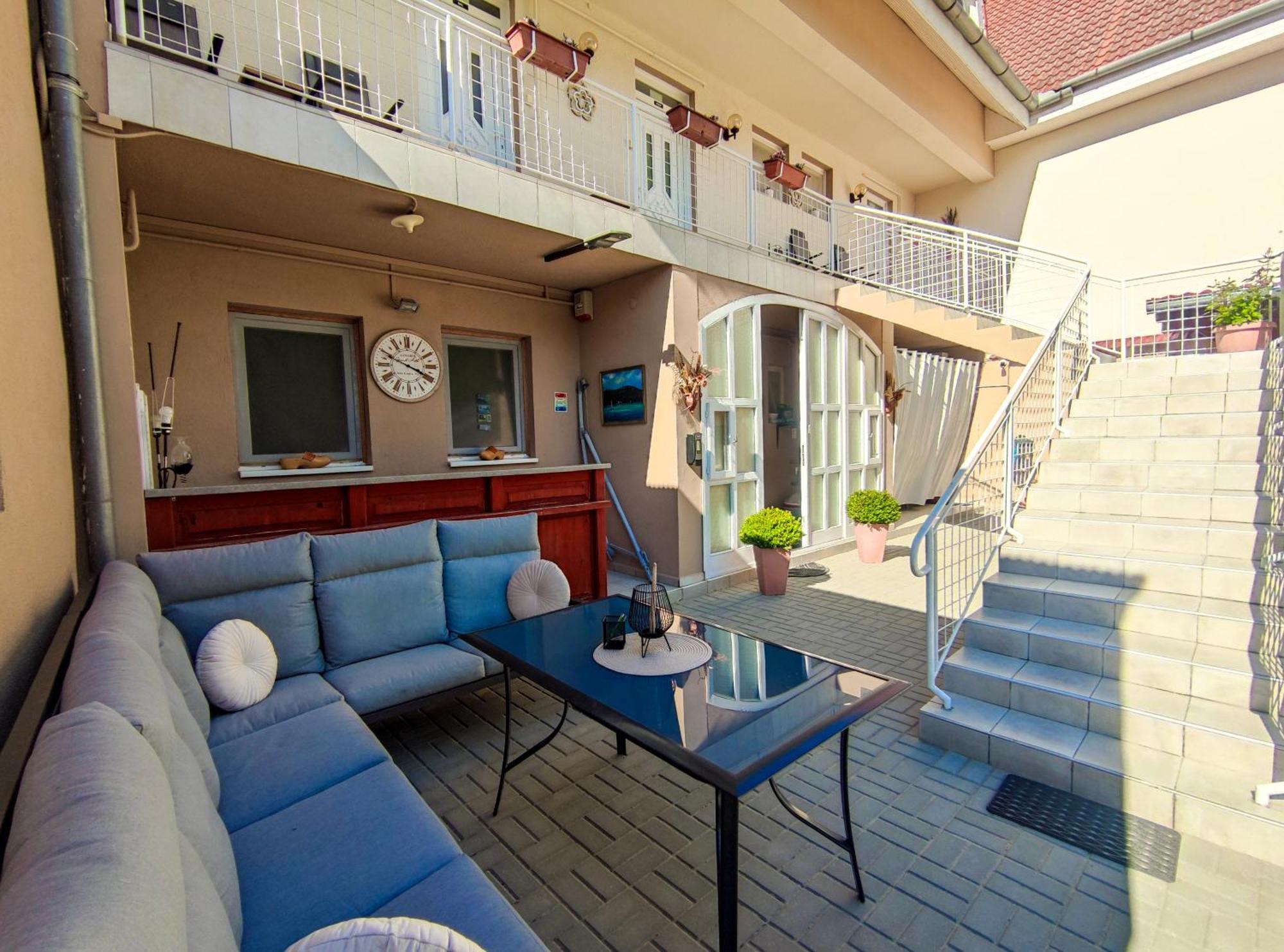 Weinberger Vendeghaz Hotel Zamárdi Екстериор снимка