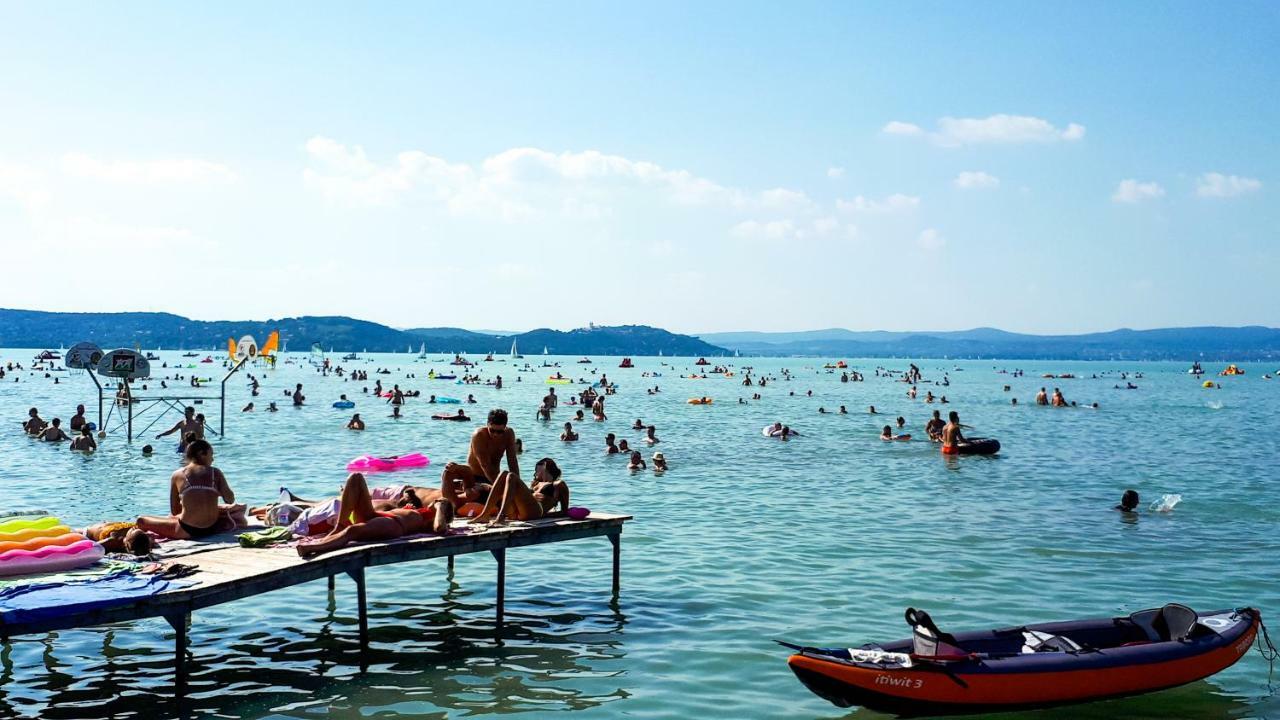Weinberger Vendeghaz Hotel Zamárdi Екстериор снимка